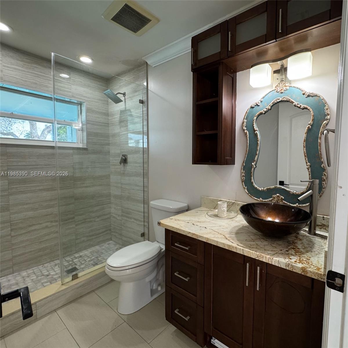 BROADVIEW PARK SEC 4 - Residential Lease