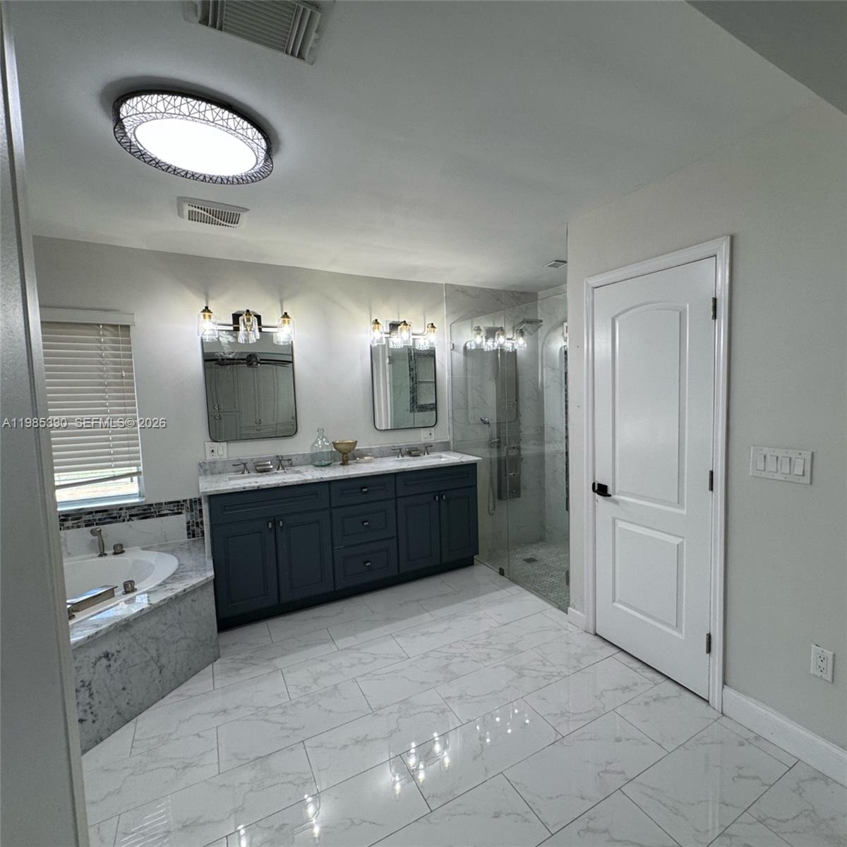 BROADVIEW PARK SEC 4 - Residential Lease