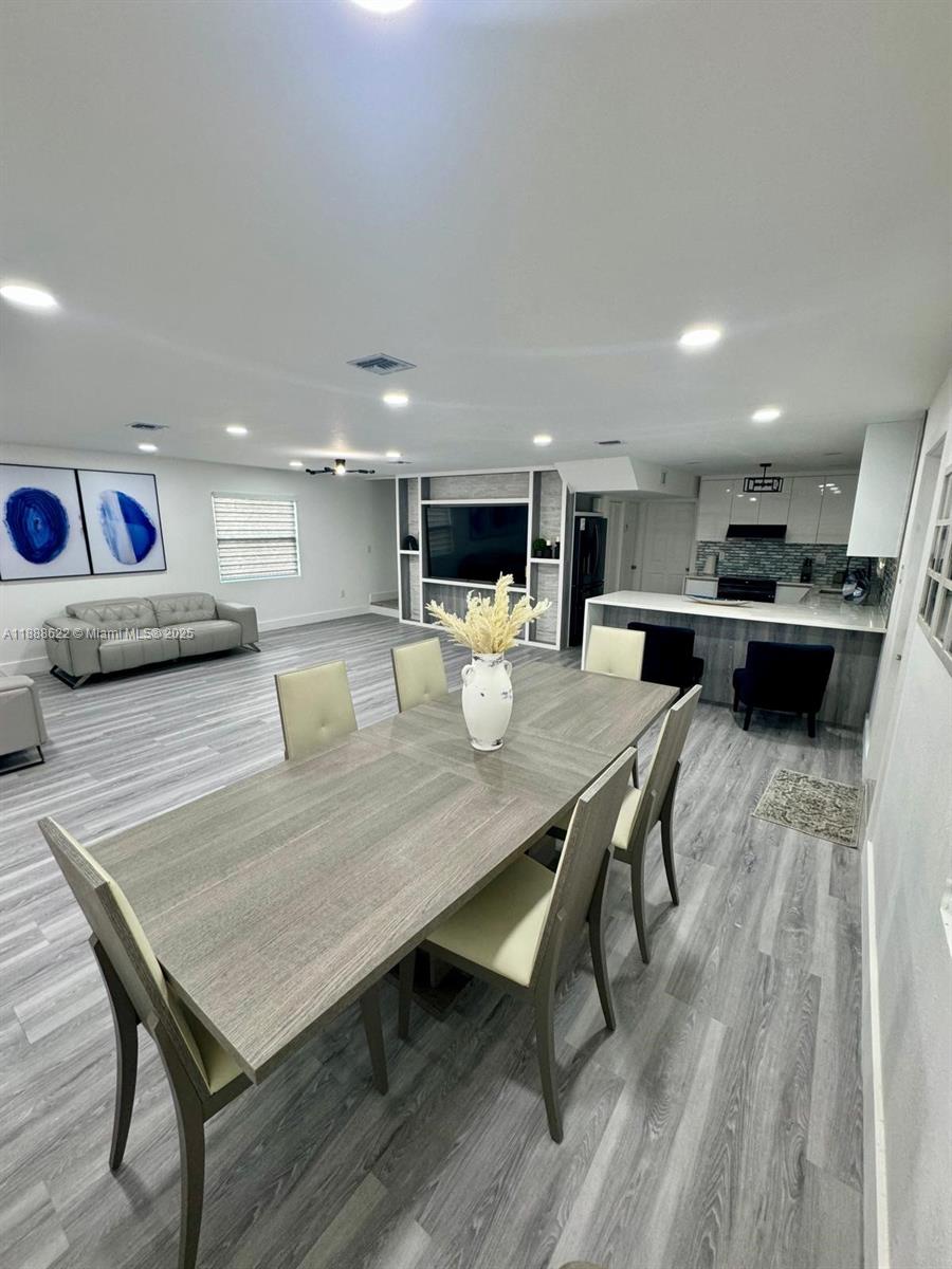 SEXTON COVES ESTATES - Residential