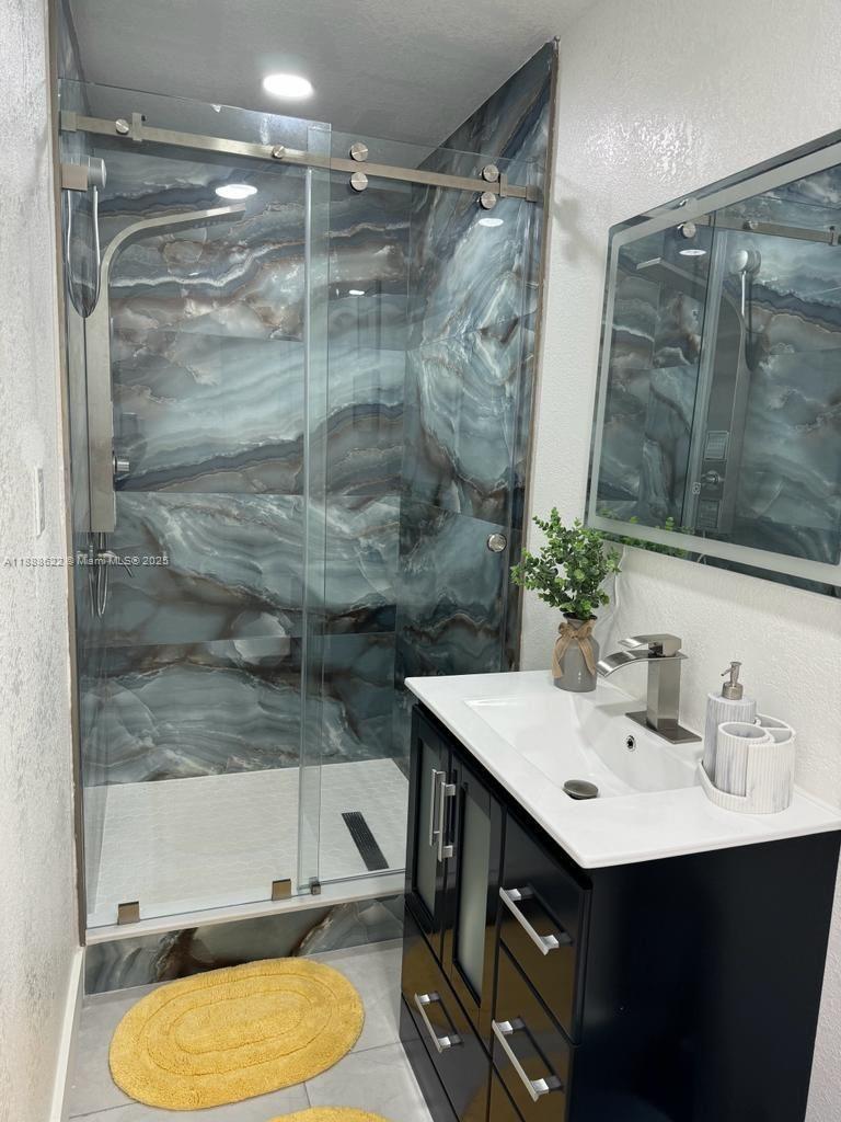 SEXTON COVES ESTATES - Residential