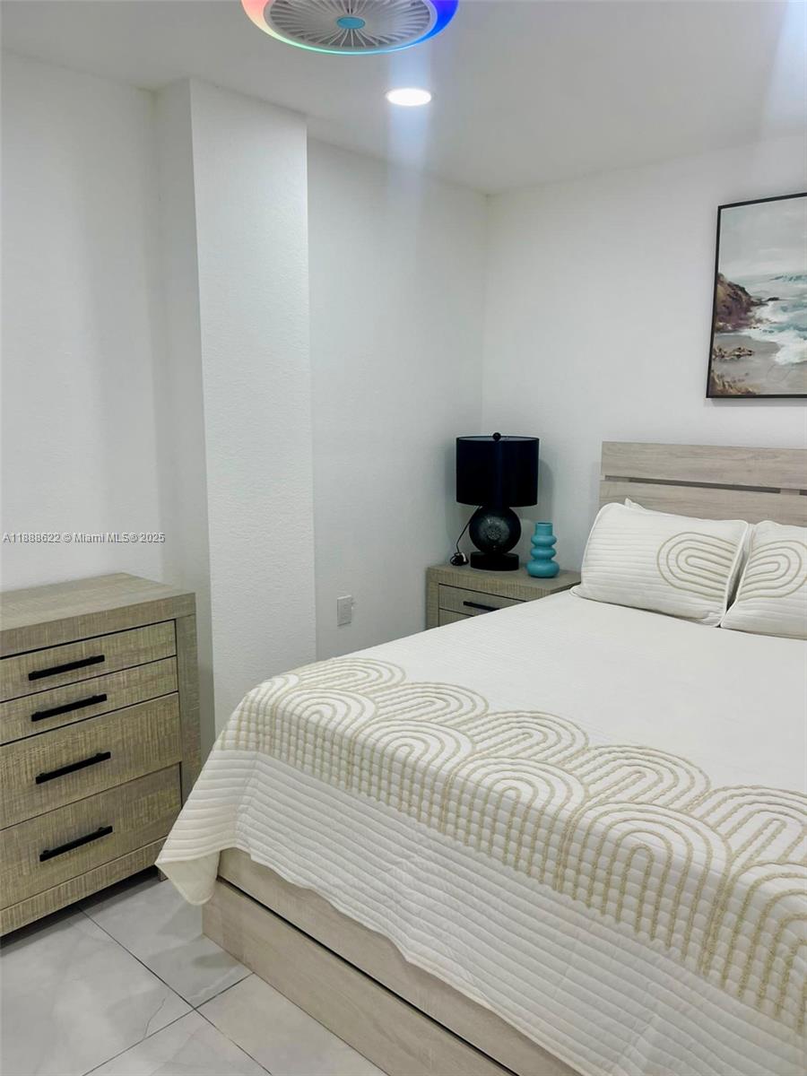 SEXTON COVES ESTATES - Residential