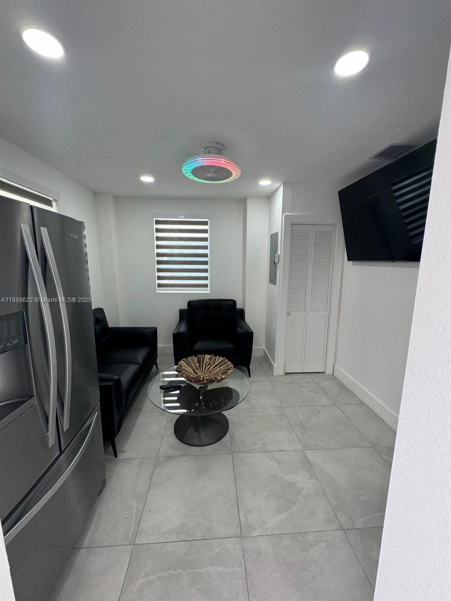 SEXTON COVES ESTATES - Residential