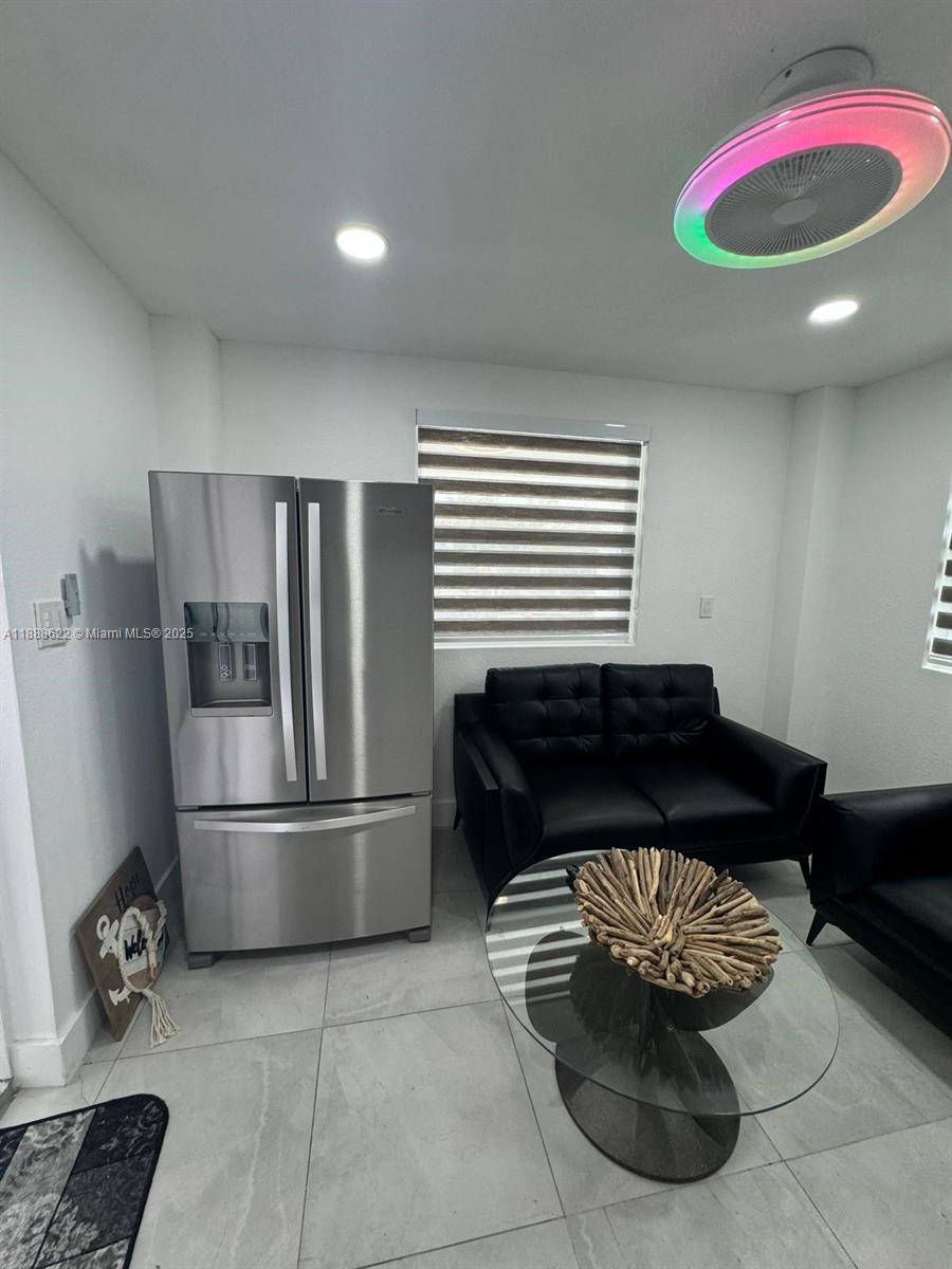 SEXTON COVES ESTATES - Residential