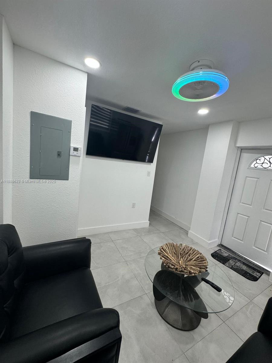 SEXTON COVES ESTATES - Residential