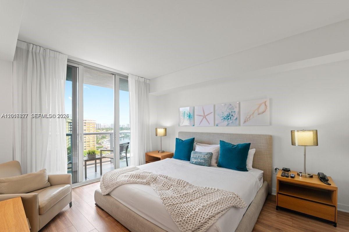 BEACHWALK CONDOMINIUM - Residential