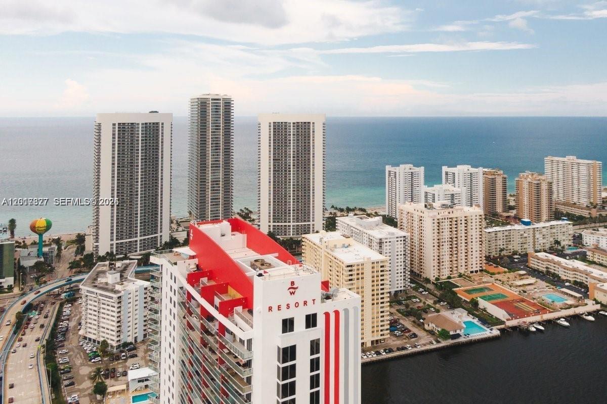 BEACHWALK CONDOMINIUM - Residential