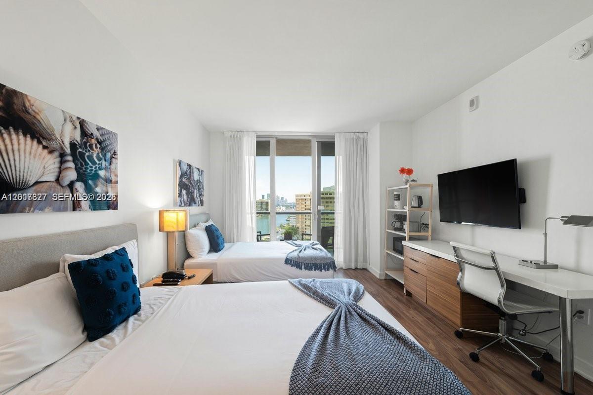 BEACHWALK CONDOMINIUM - Residential