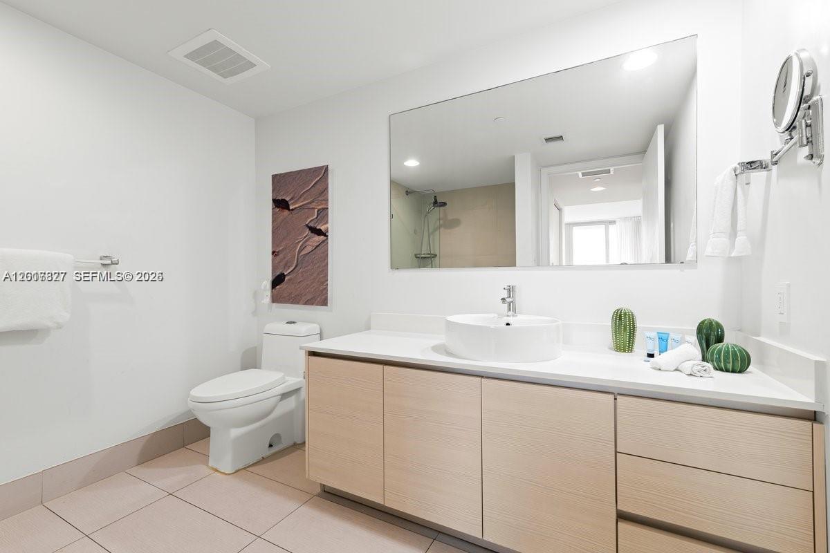 BEACHWALK CONDOMINIUM - Residential