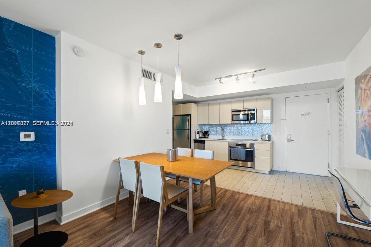 BEACHWALK CONDOMINIUM - Residential