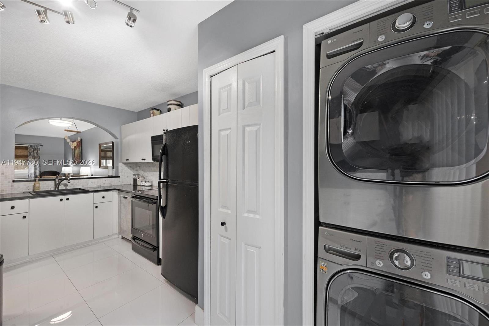 MONTEREY AT MALIBU BAY CO - Residential