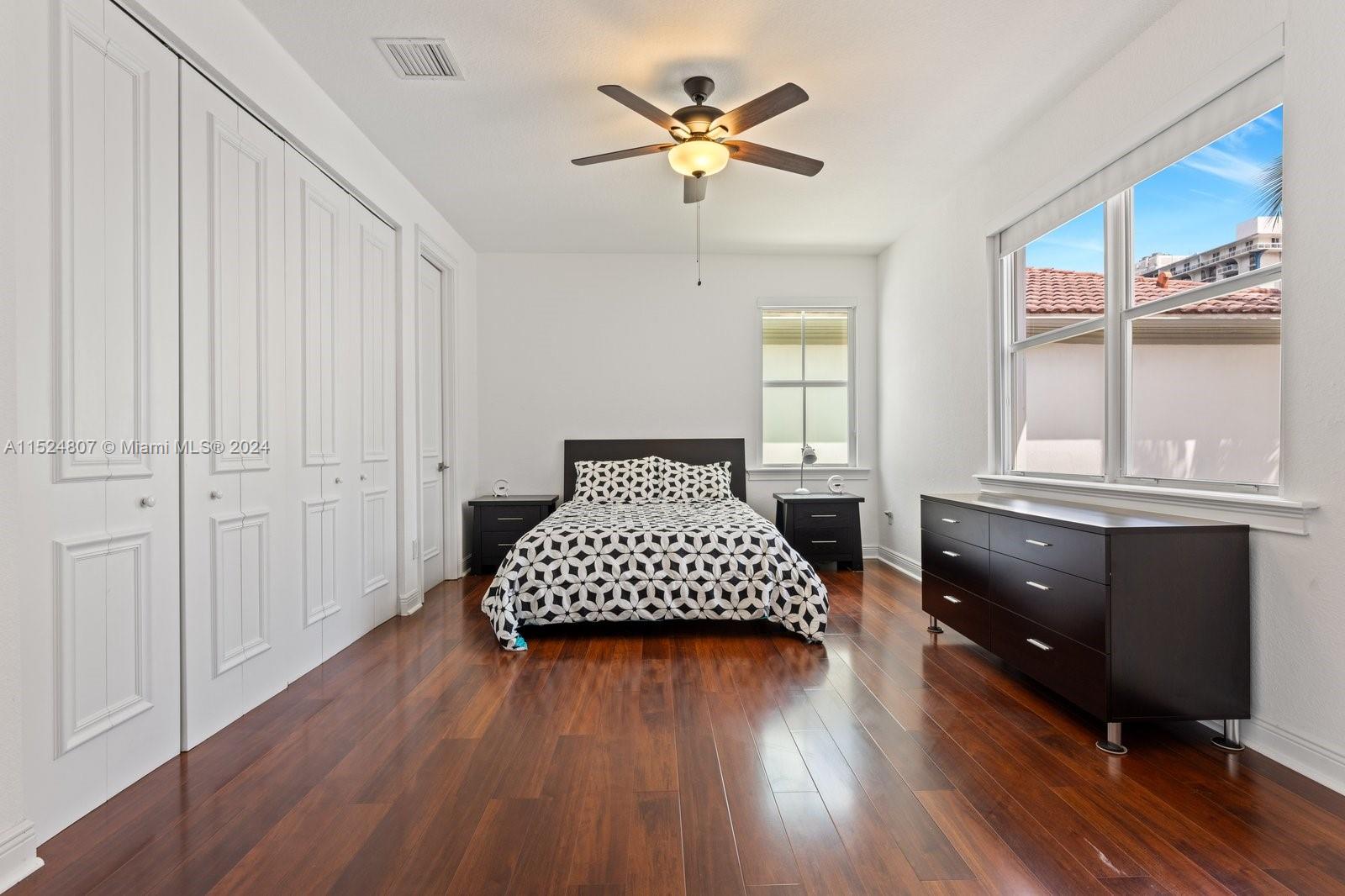 THREE ISLANDS 3RD SECTION - Residential