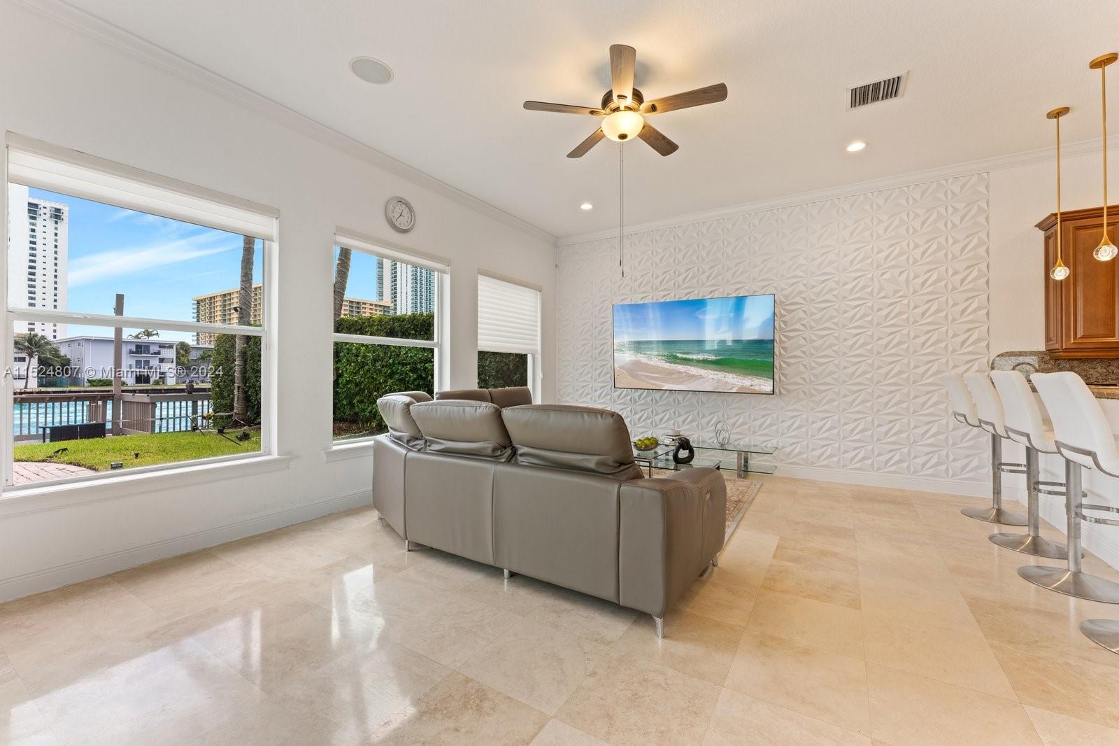 THREE ISLANDS 3RD SECTION - Residential