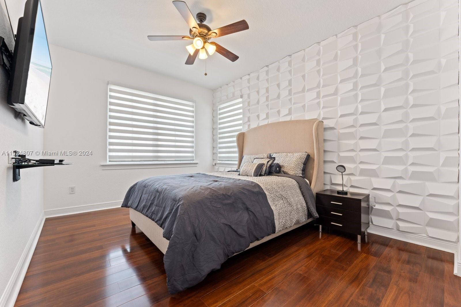 THREE ISLANDS 3RD SECTION - Residential