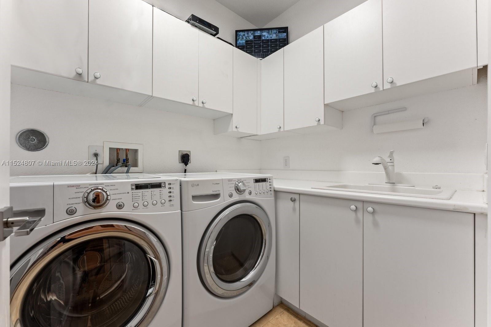 THREE ISLANDS 3RD SECTION - Residential