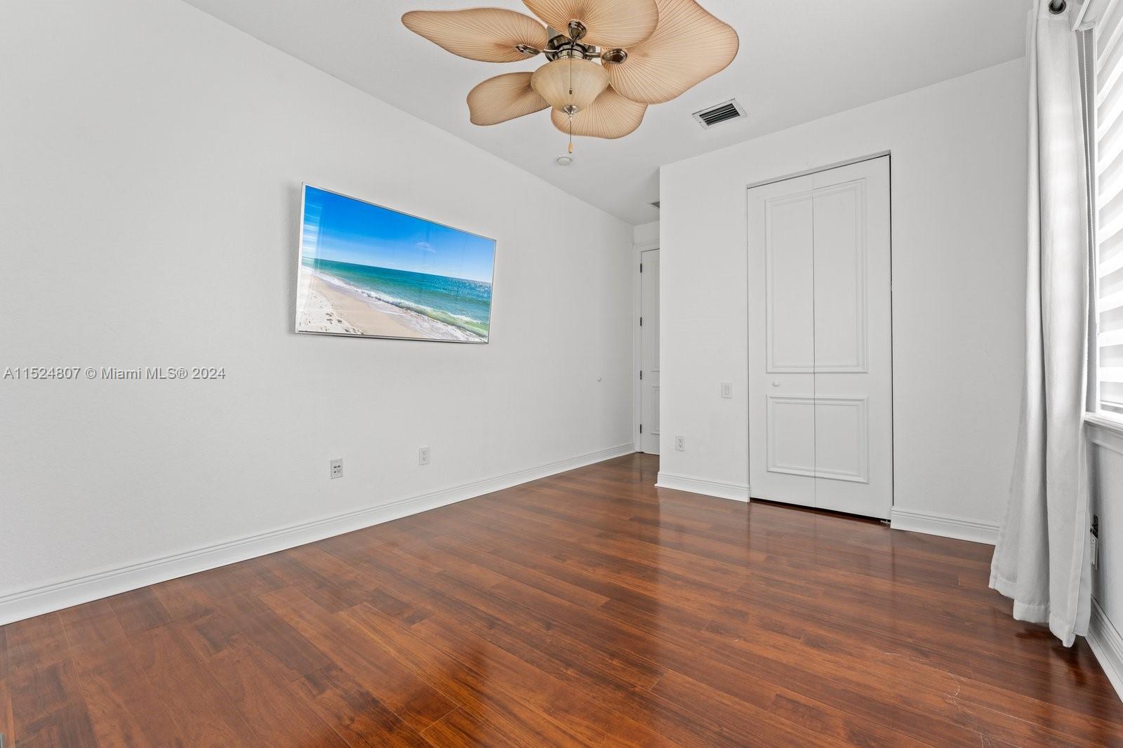 THREE ISLANDS 3RD SECTION - Residential