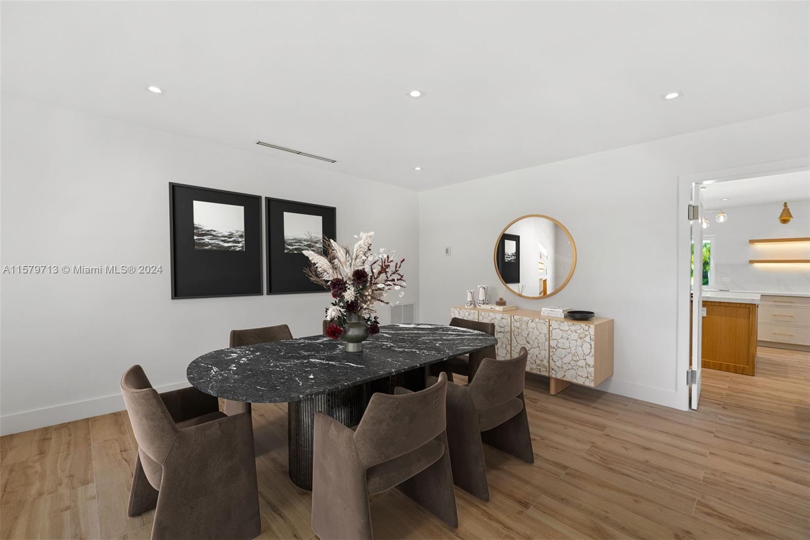 REGAL PARK ESTS 1ST ADDN - Residential