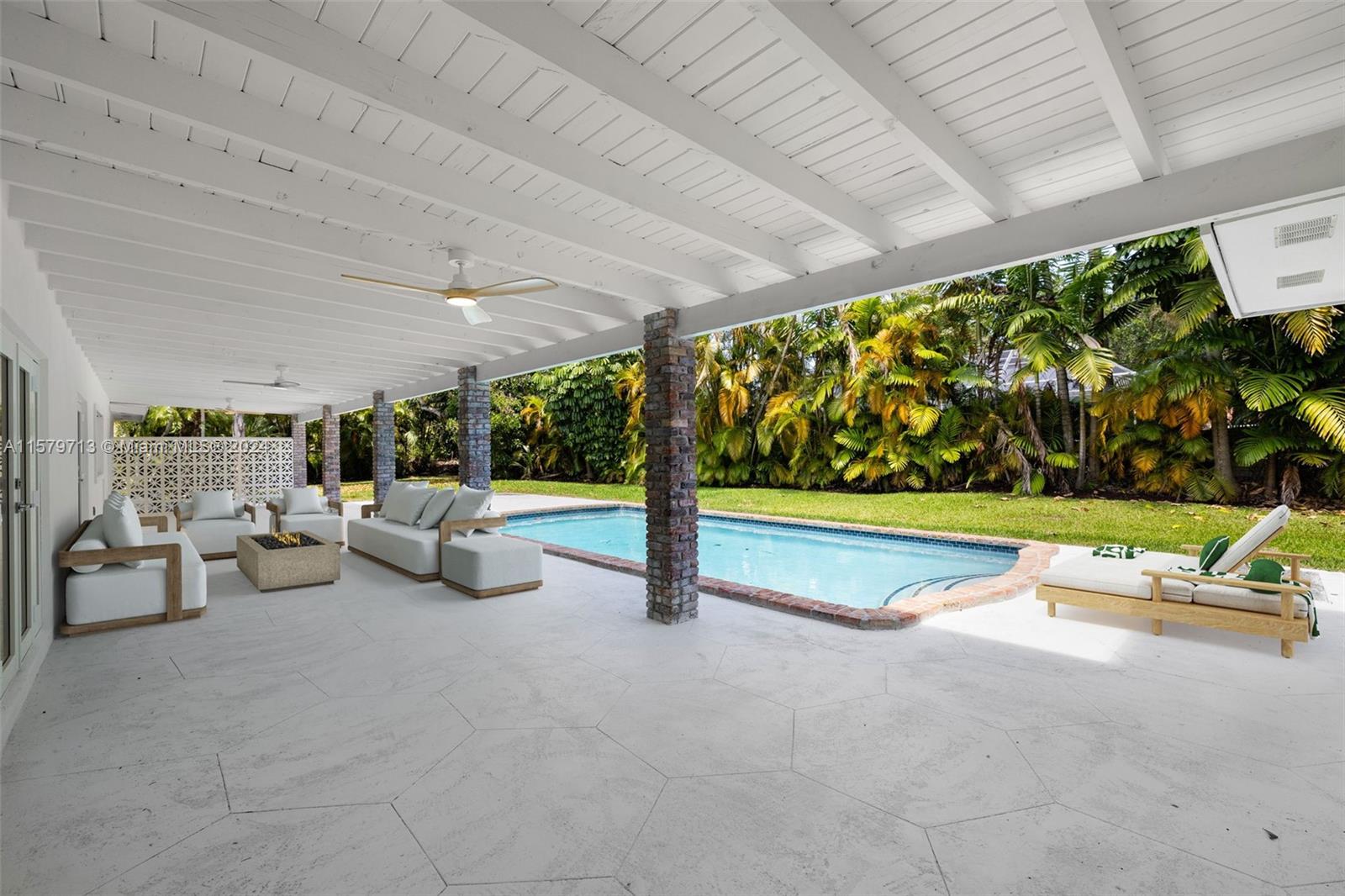 REGAL PARK ESTS 1ST ADDN - Residential