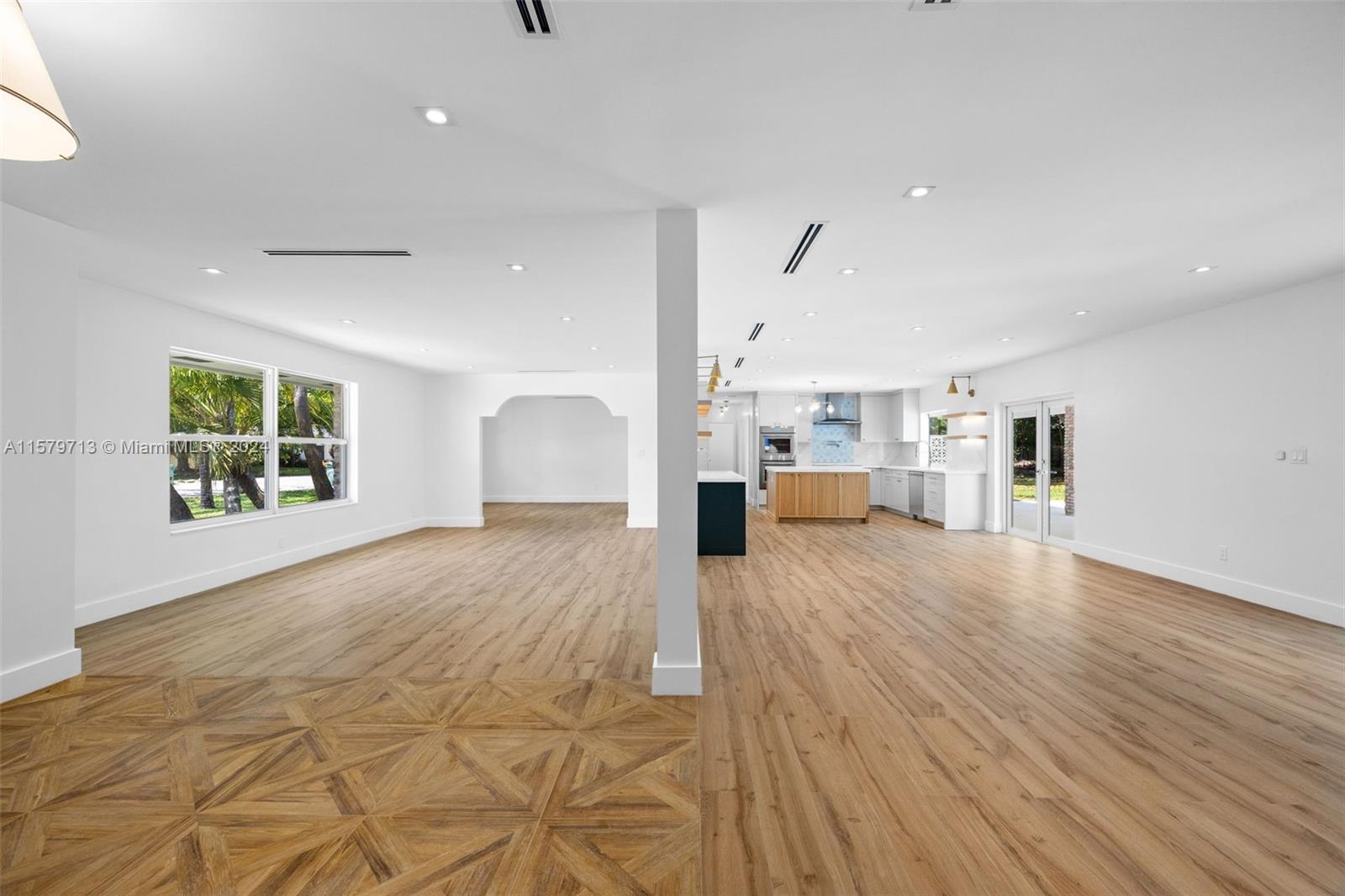 REGAL PARK ESTS 1ST ADDN - Residential