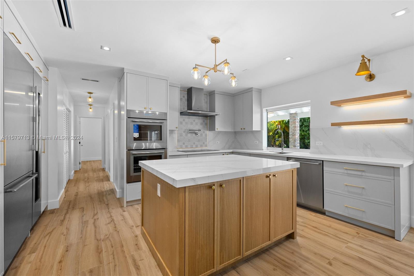 REGAL PARK ESTS 1ST ADDN - Residential