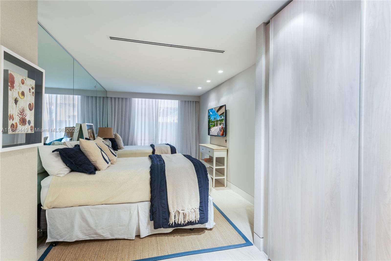 BAYSIDE VILLAGE CONDO - Residential Lease