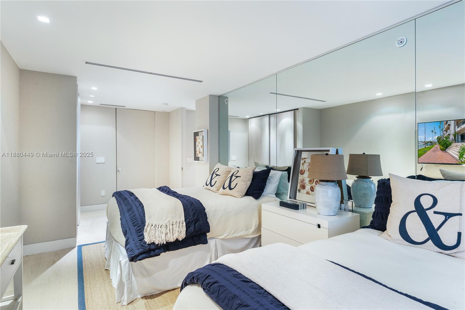 BAYSIDE VILLAGE CONDO - Residential Lease