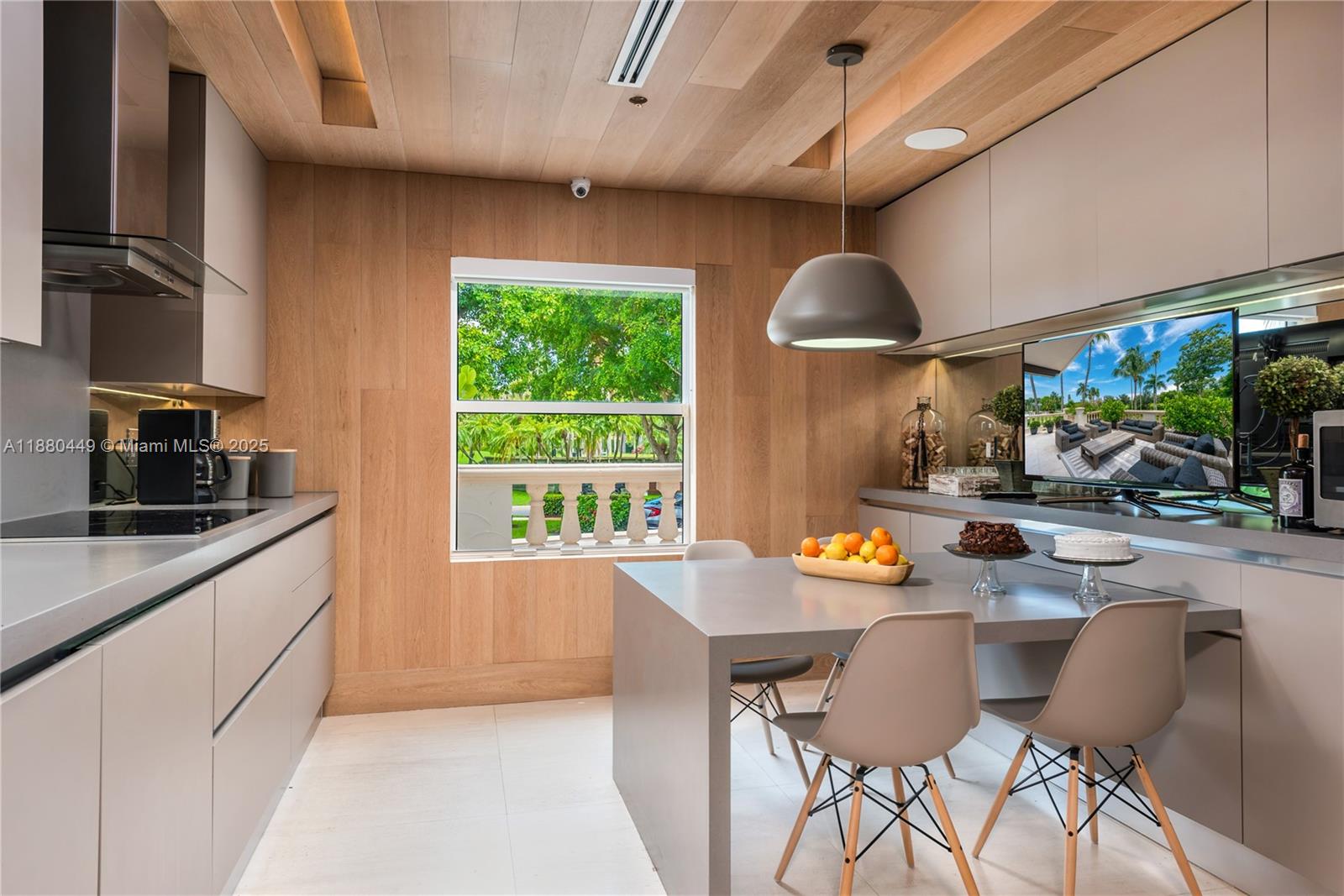 BAYSIDE VILLAGE CONDO - Residential Lease