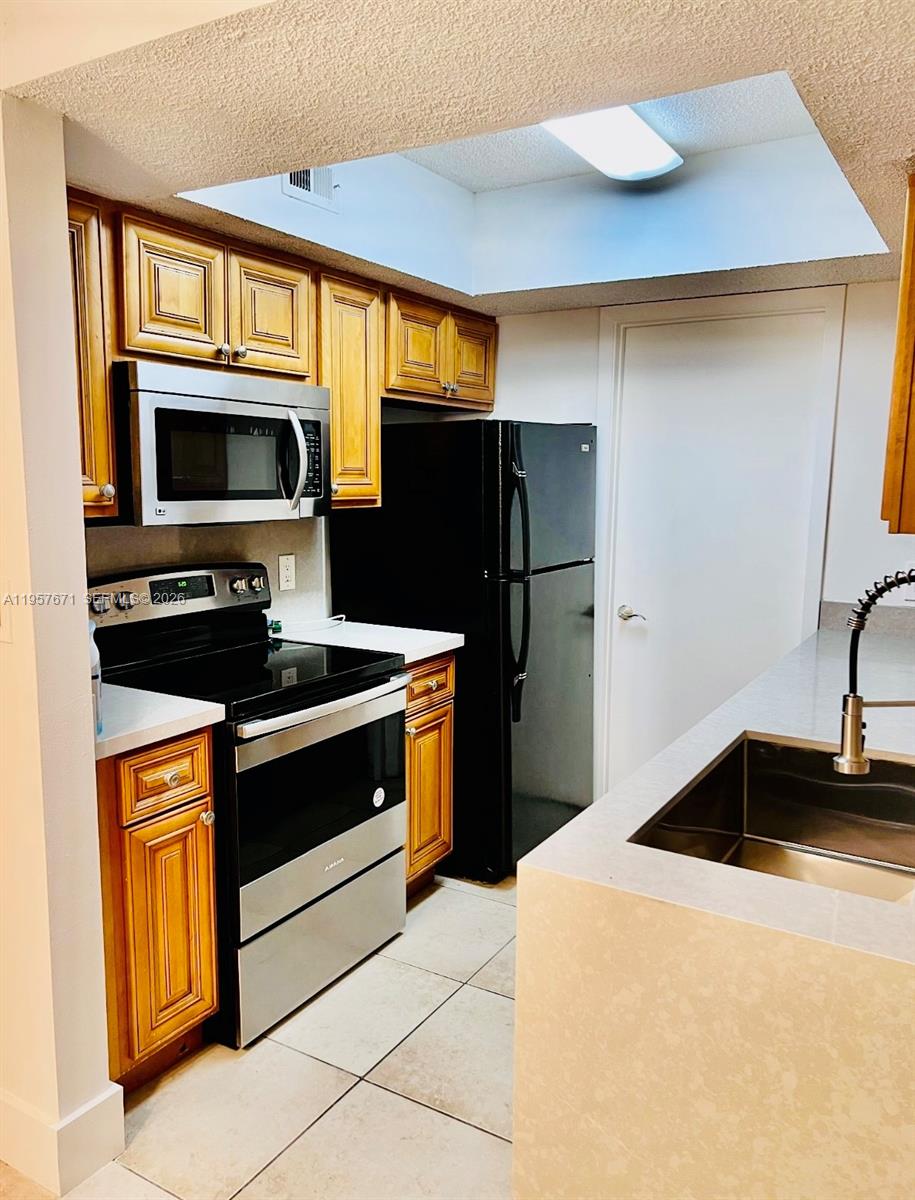 SUN VISTA GARDENS CONDO - Residential