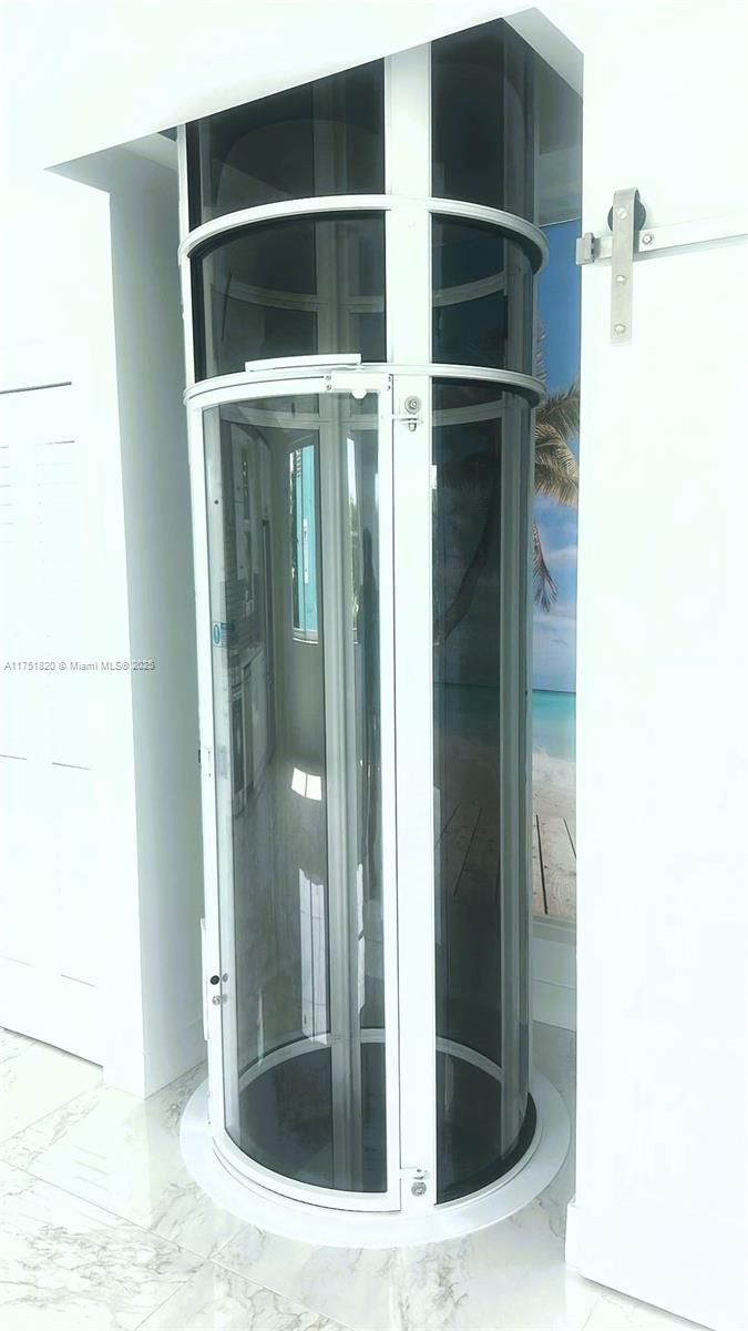 KEY LARGO OCEAN RESORT CO - Residential