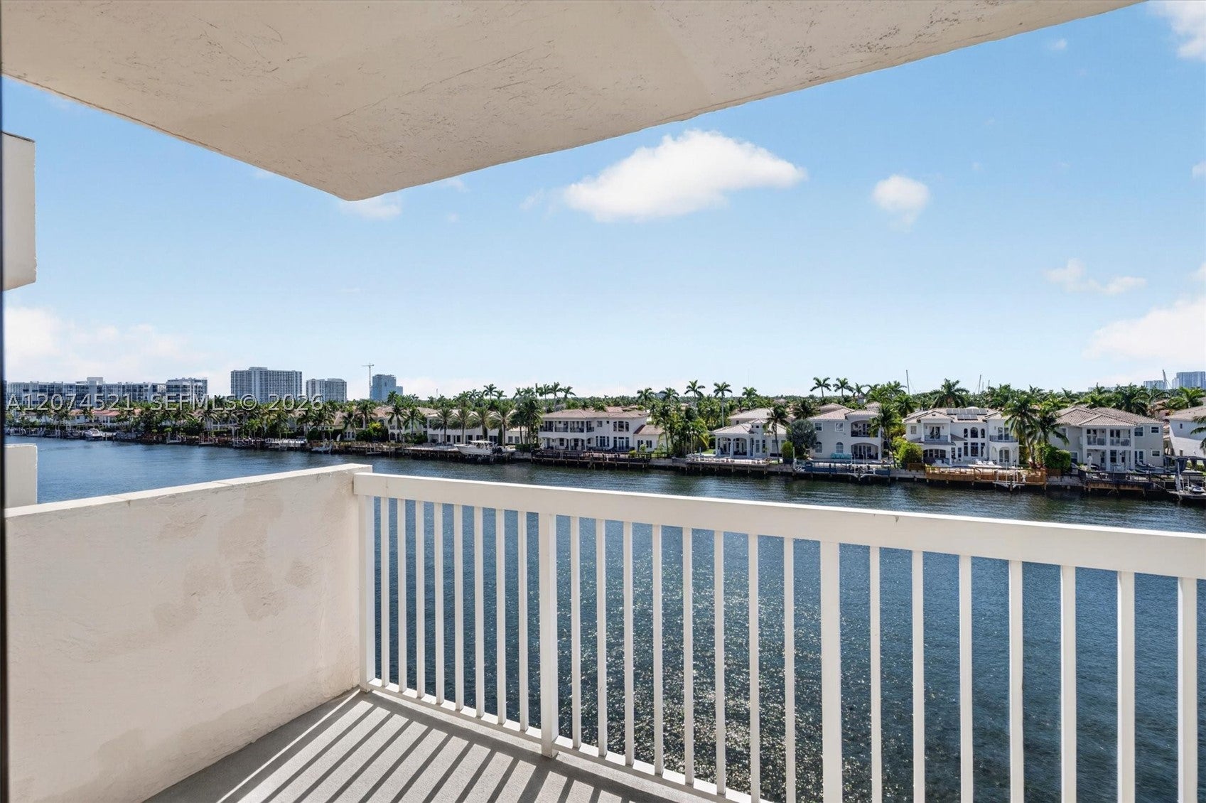 1500 S Ocean Dr 5E
