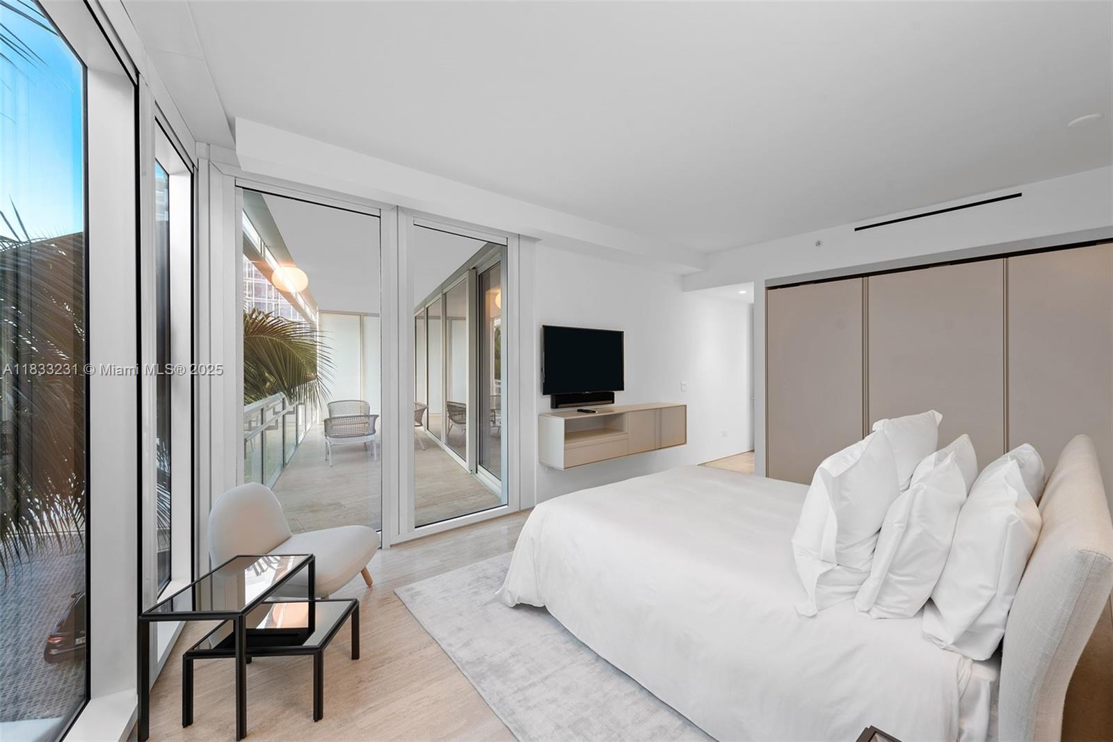 SURF CLUB CONDO - Residential