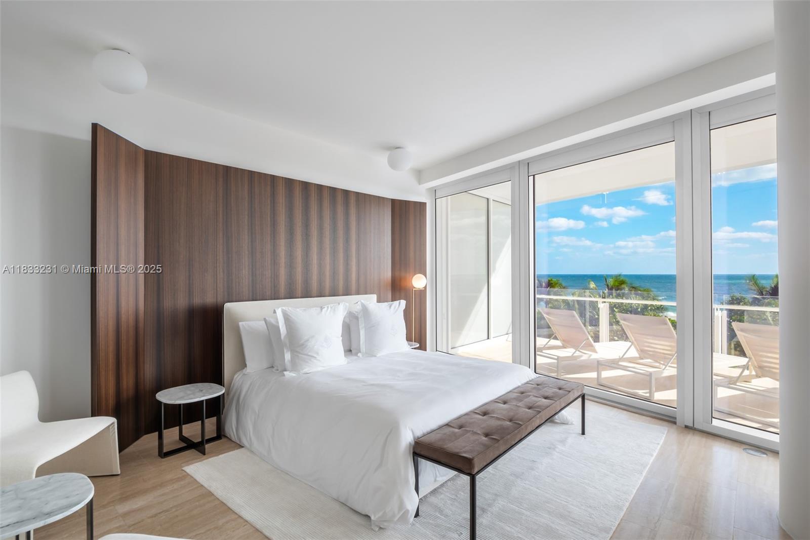 SURF CLUB CONDO - Residential