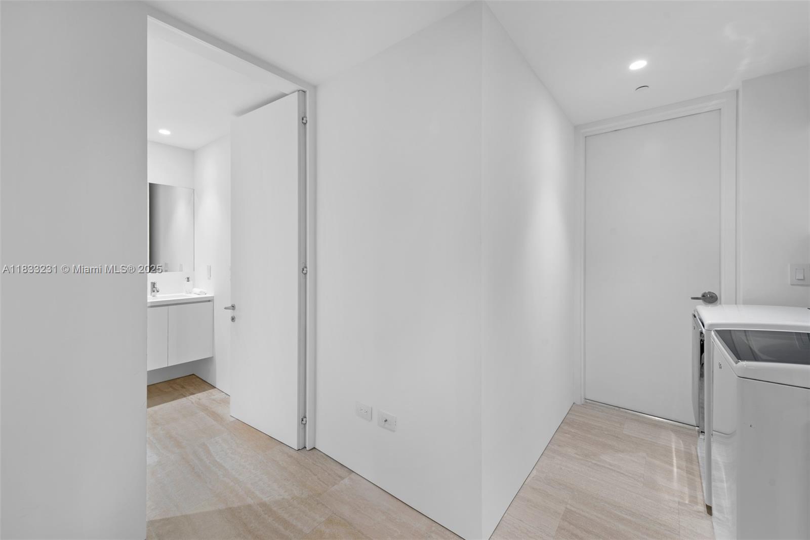 SURF CLUB CONDO - Residential