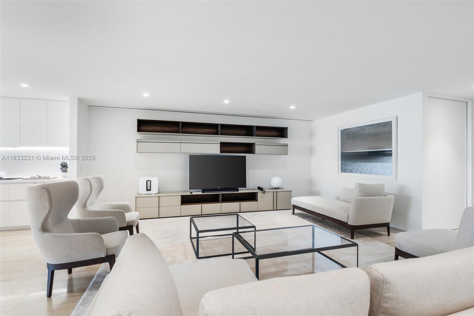 SURF CLUB CONDO - Residential