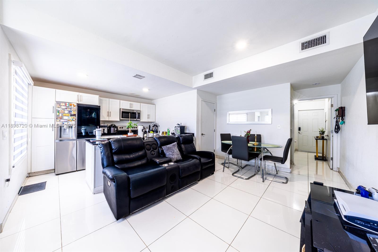 PARADISE GARDENS - Residential