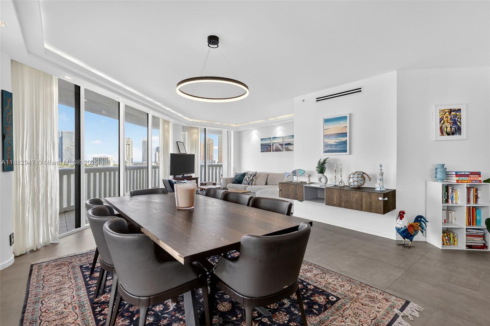3000 ISL BLVD WILLIAMS IS - Residential