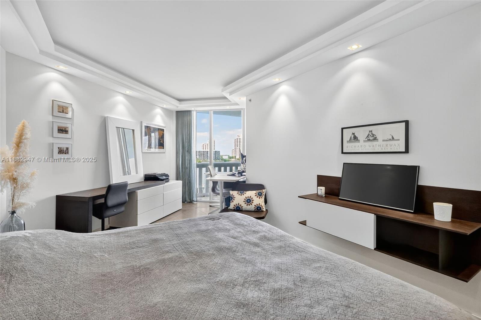 3000 ISL BLVD WILLIAMS IS - Residential
