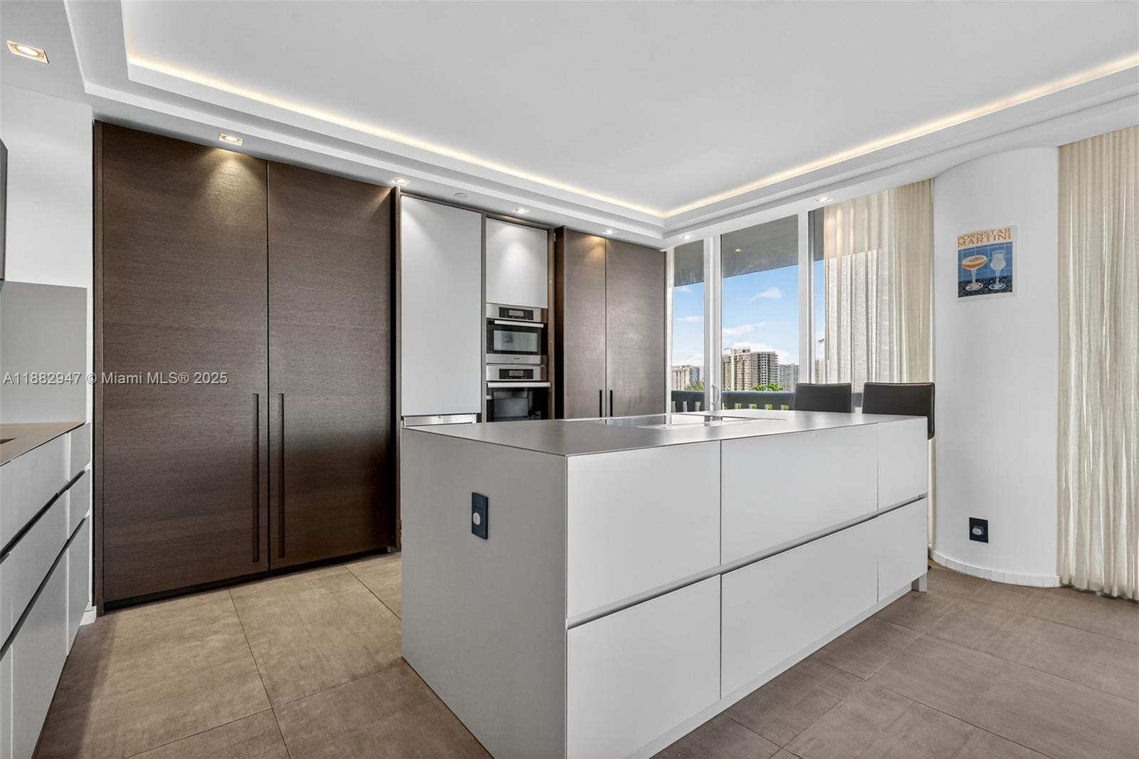 3000 ISL BLVD WILLIAMS IS - Residential