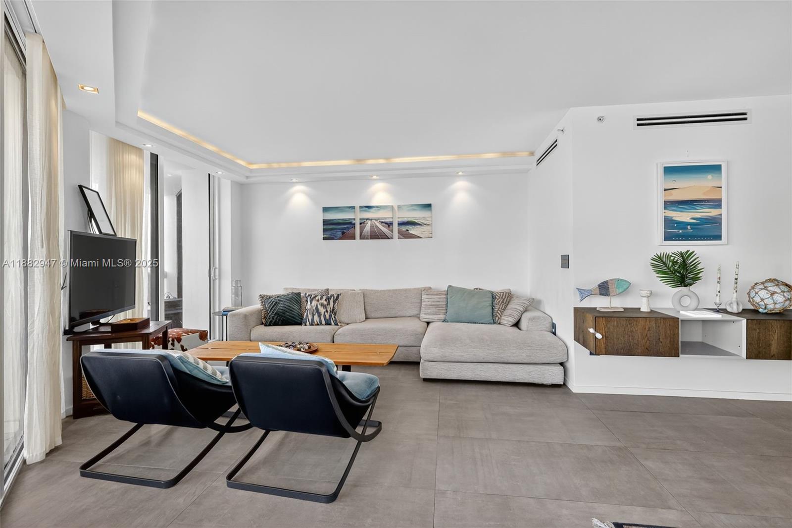 3000 ISL BLVD WILLIAMS IS - Residential