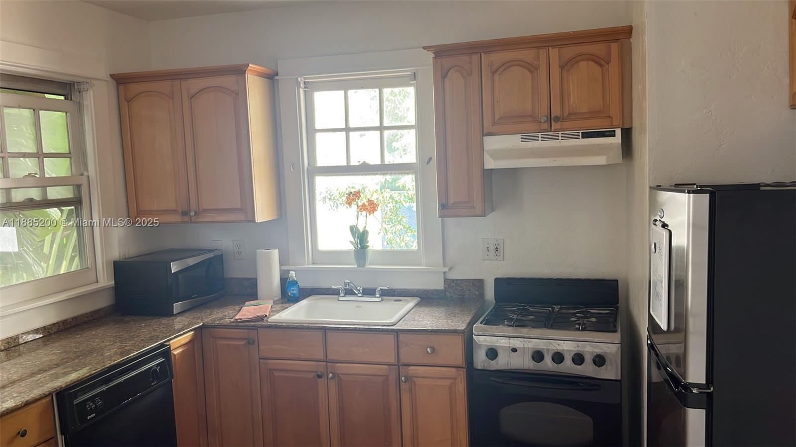 EUCALYPTUS PARK AMNDED - Residential Lease