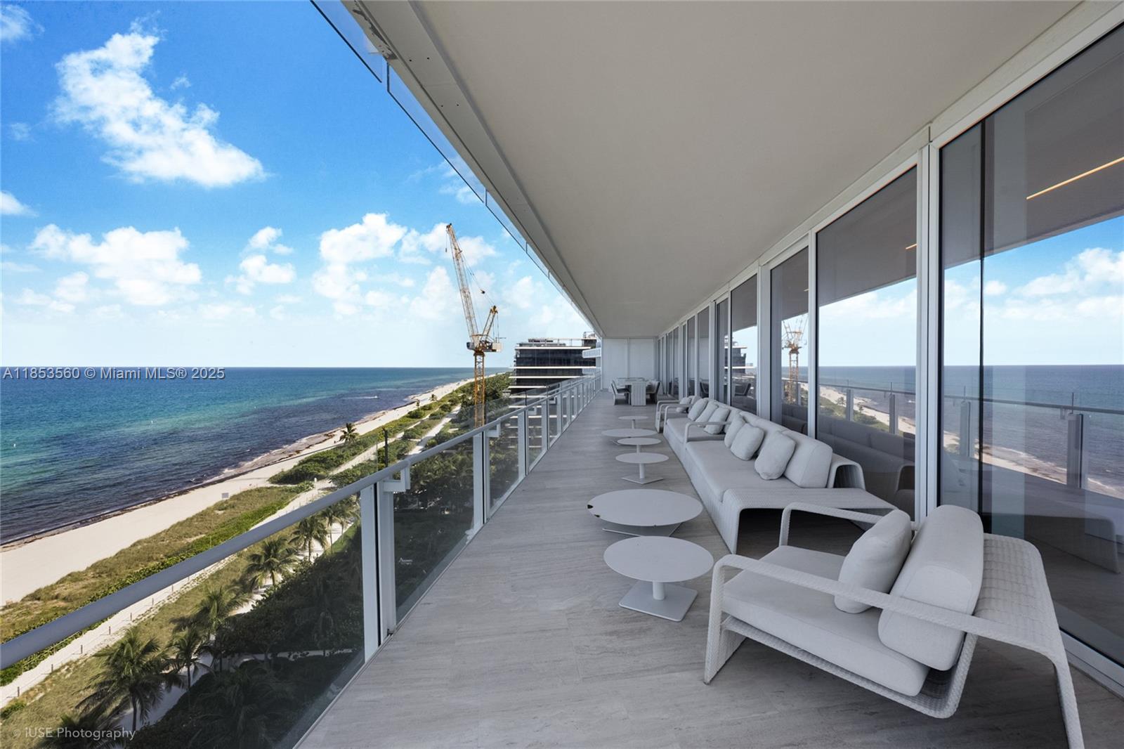 9001 Collins Ave S-1011