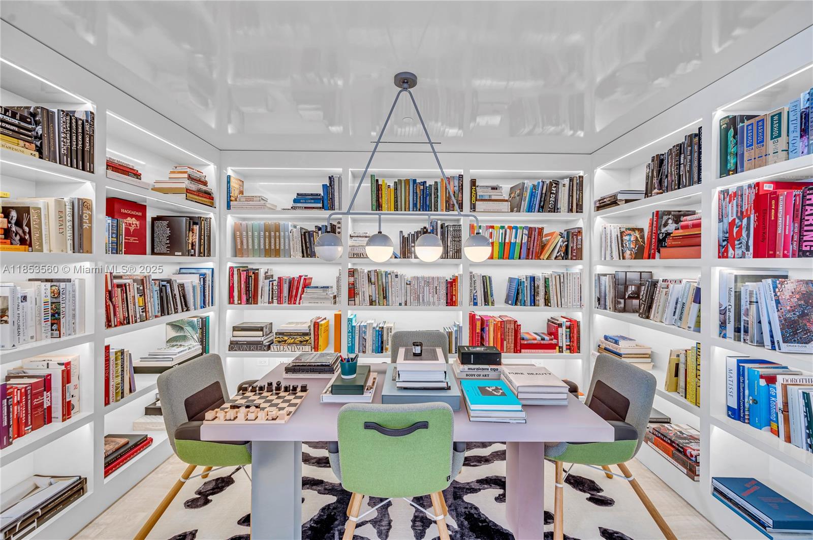 SURF CLUB CONDO - Residential