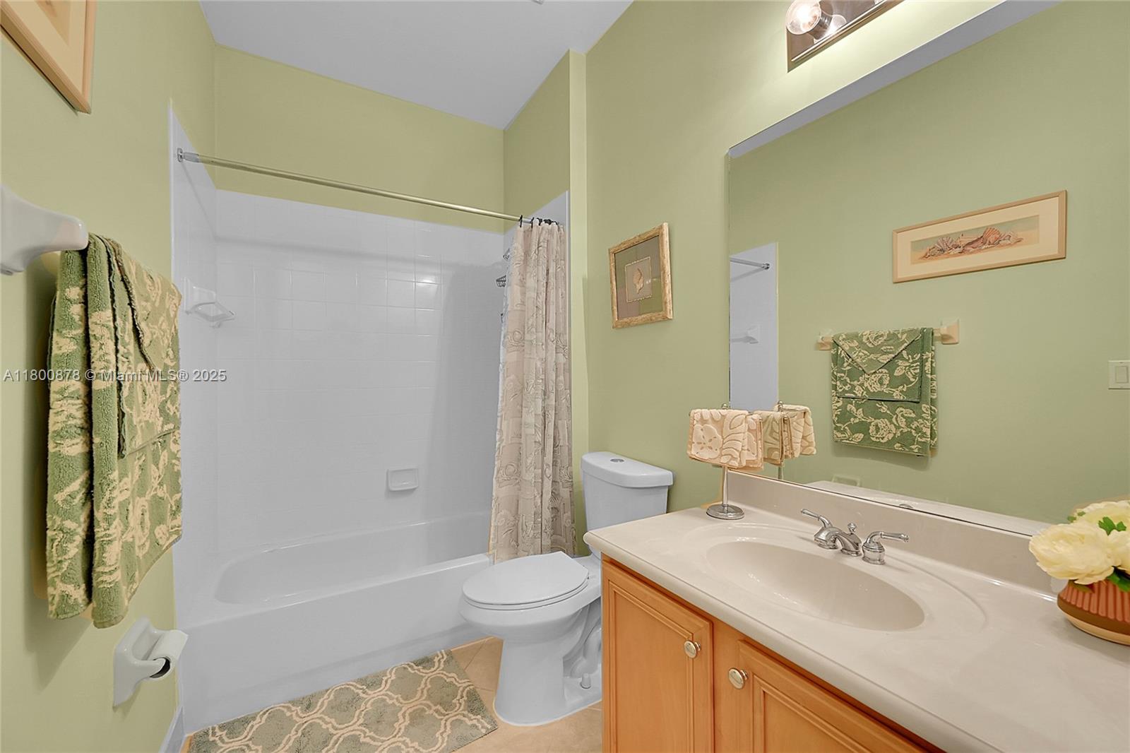 ADDISON LAKES - Residential