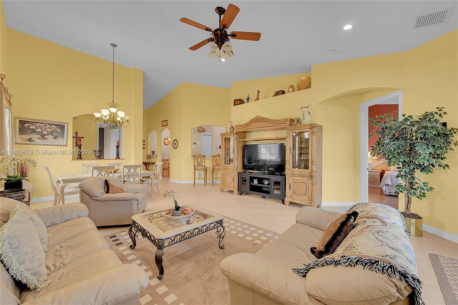 ADDISON LAKES - Residential