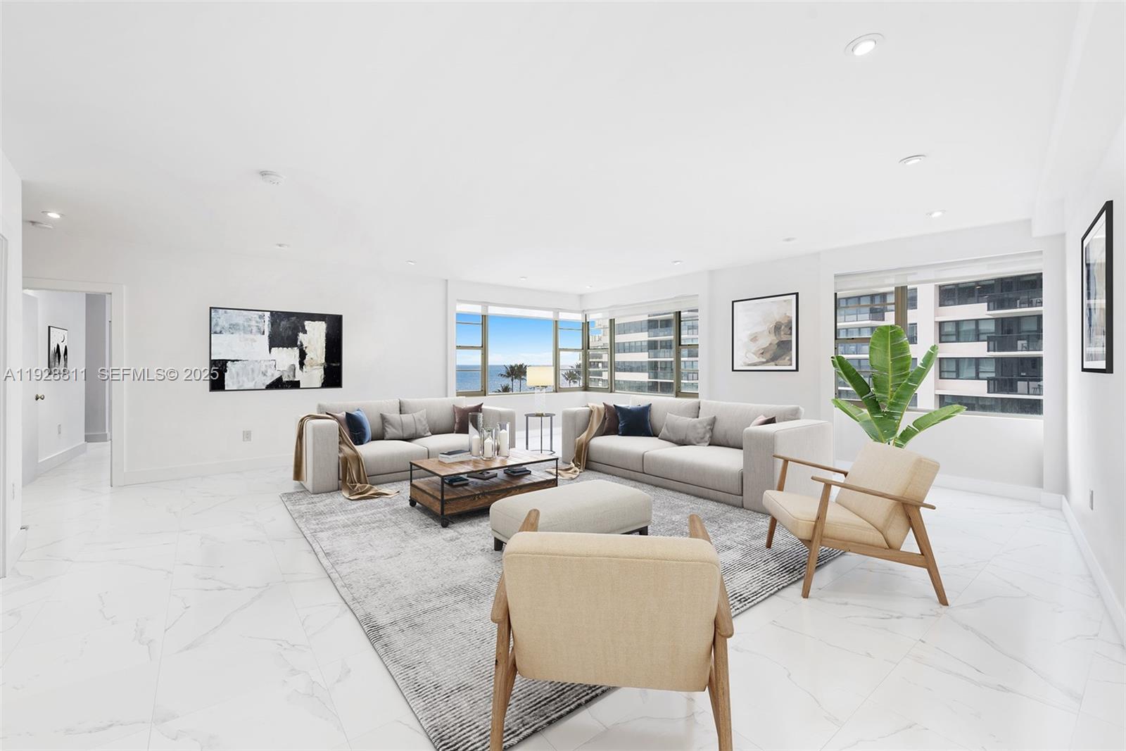 IMPERIAL HOUSE CONDO - Residential