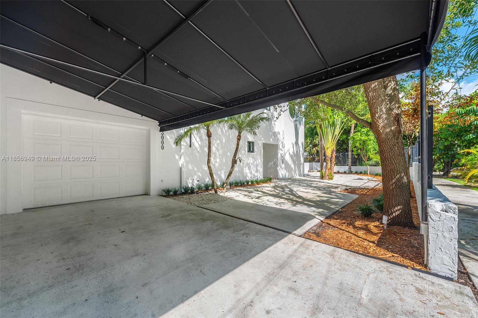 3000 Blaine St 3000
