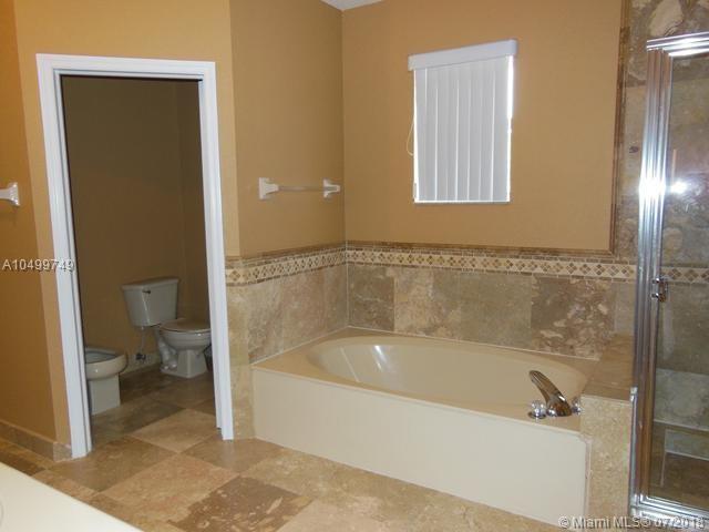 PEDRO ALBERTO SUB REPLAT - Residential Lease