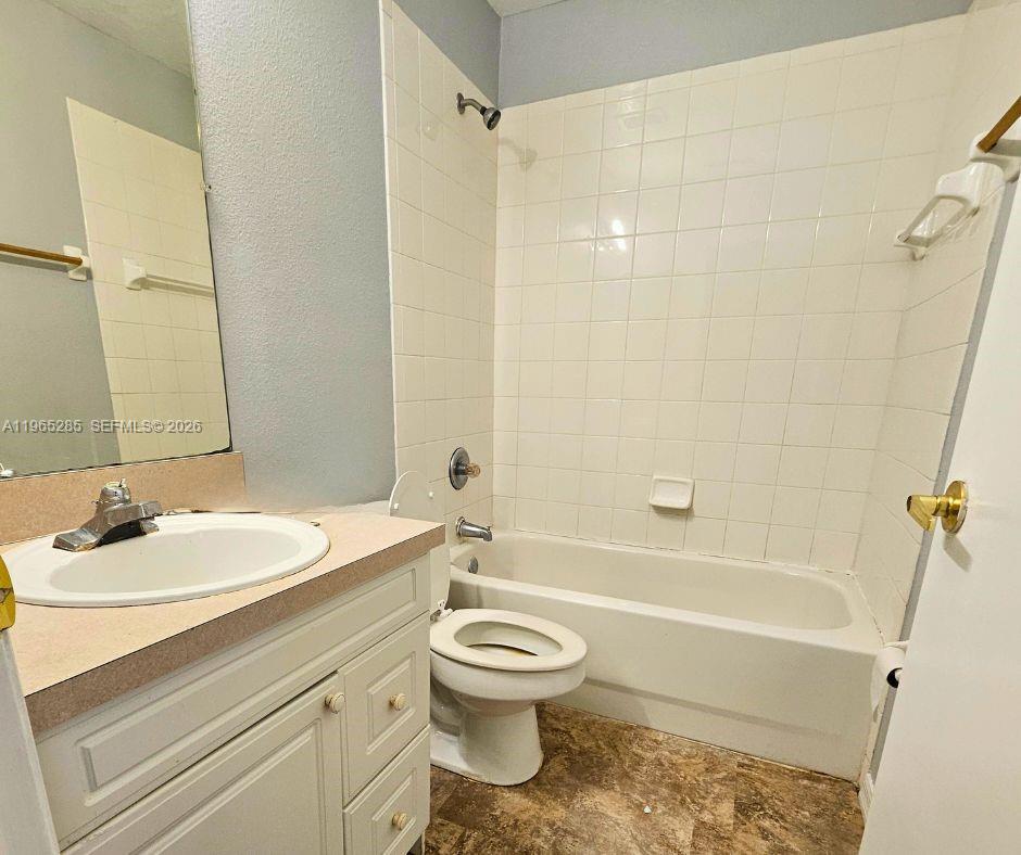 ISLAND CLUB WEST PH 02 - Residential