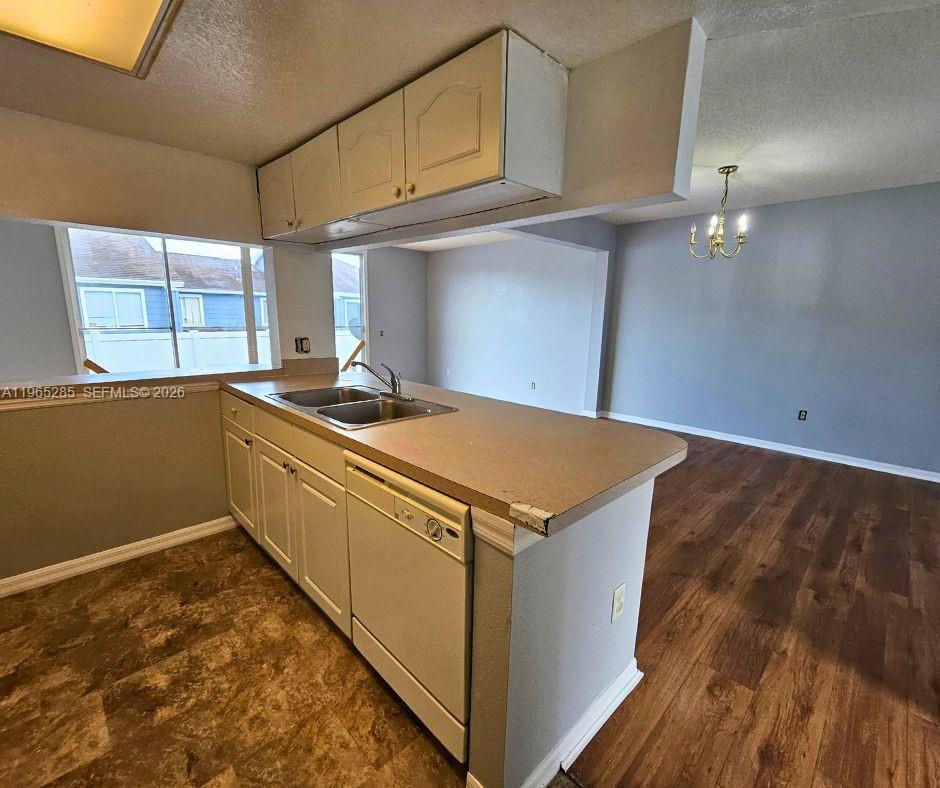 ISLAND CLUB WEST PH 02 - Residential