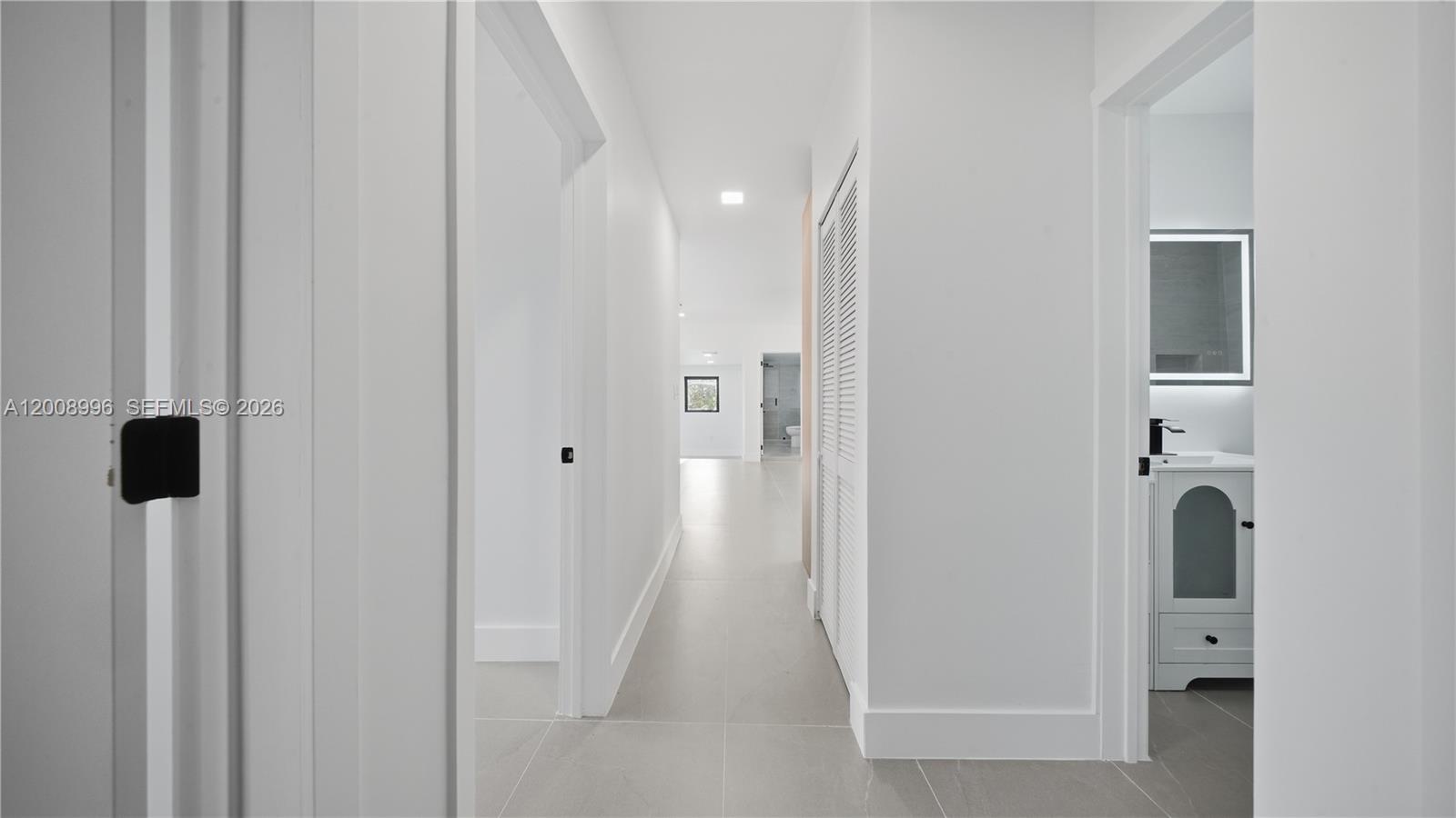 SO MIAMI HEIGHTS ADDN E - Residential