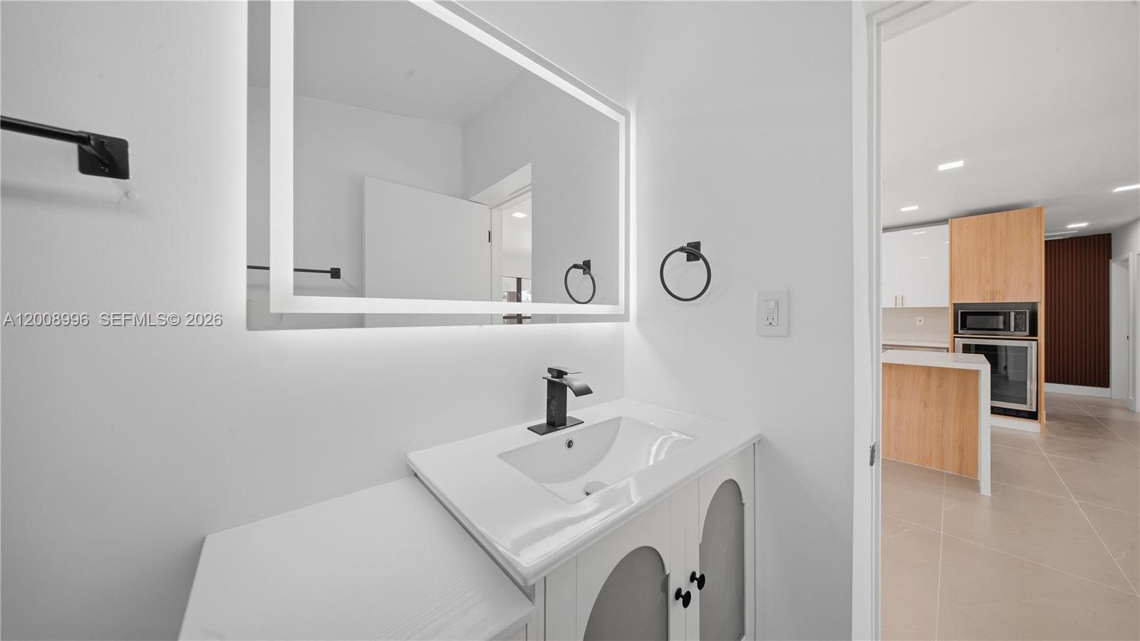 SO MIAMI HEIGHTS ADDN E - Residential